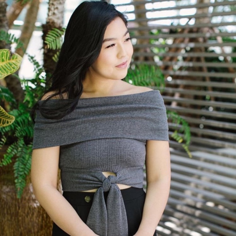 Gray Knotted Crop Top
